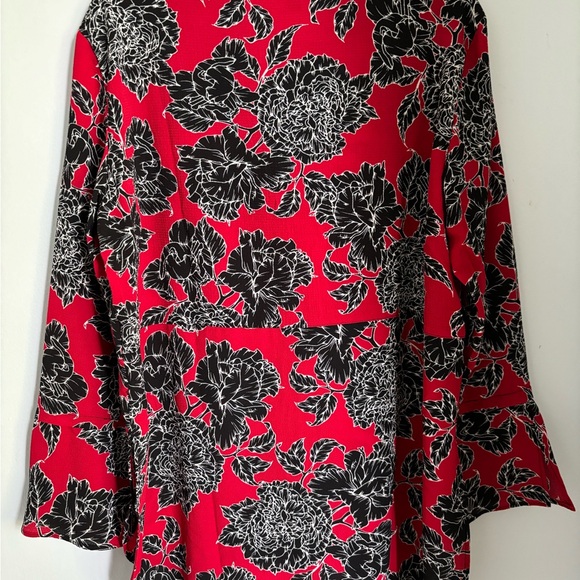 Floral Print Blouse - Picture 2 of 3